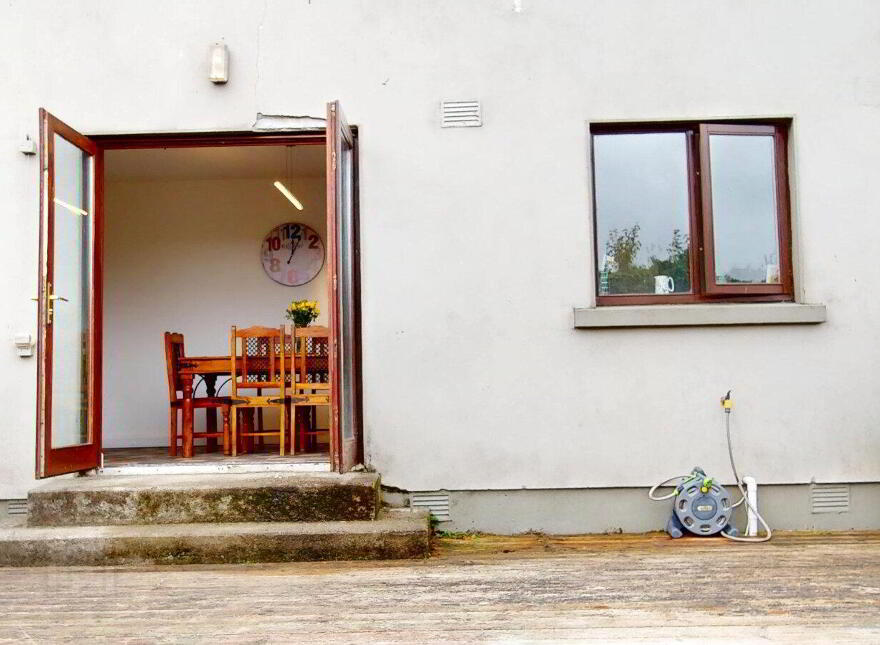 7 The Coachman's Yard, Horetown, Foulksmills, Y35KX3W