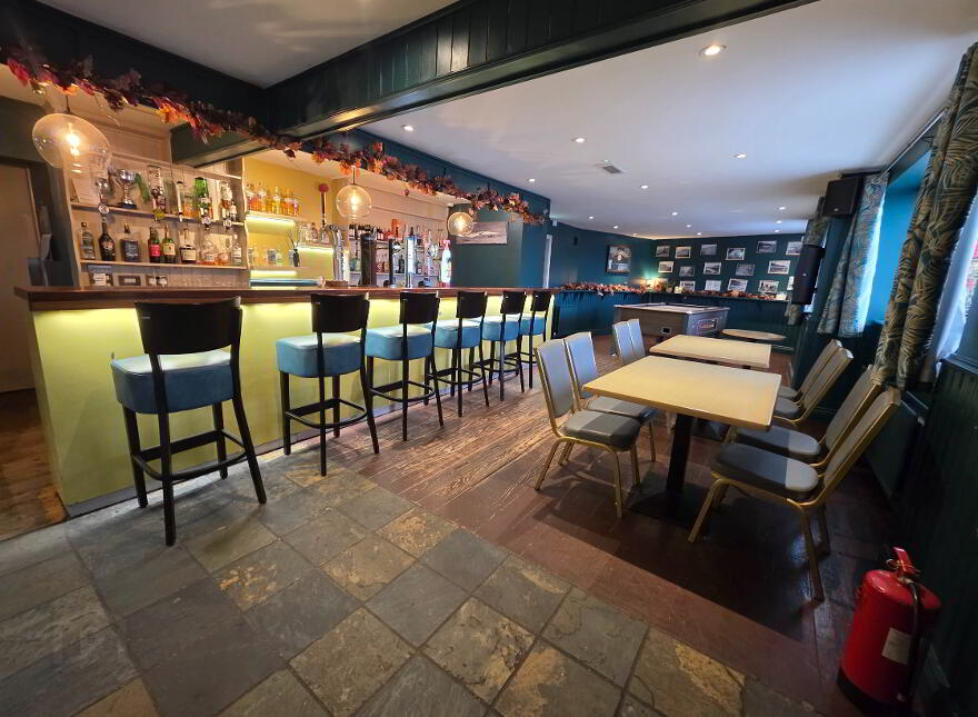 Hunters Bar, 106 Cushendall Road, Ballyvoy, Ballycastle, BT54 6RA