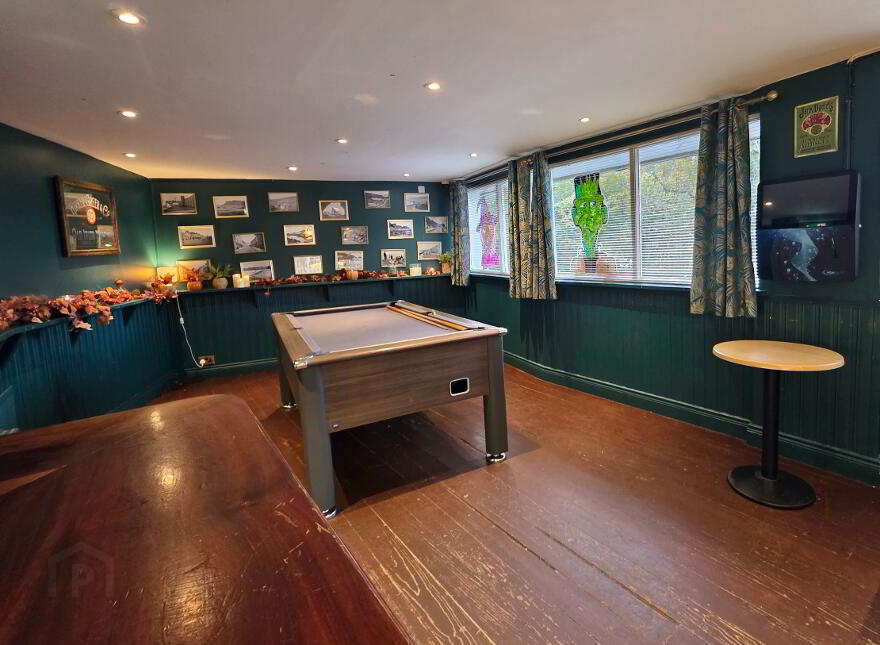Hunters Bar, 106 Cushendall Road, Ballyvoy, Ballycastle, BT54 6RA