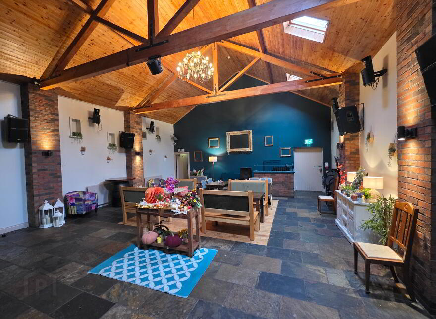 Hunters Bar, 106 Cushendall Road, Ballyvoy, Ballycastle, BT54 6RA