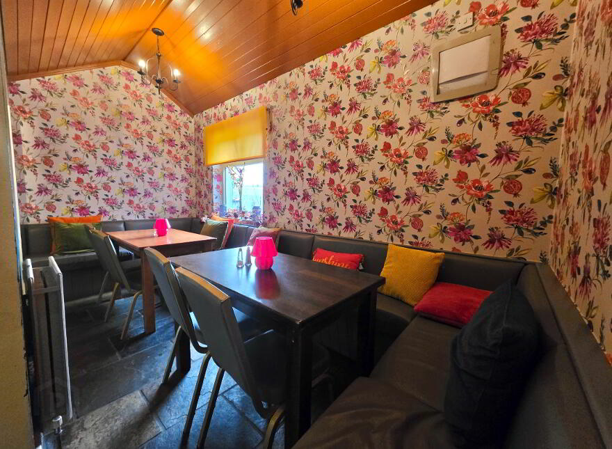 Hunters Bar, 106 Cushendall Road, Ballyvoy, Ballycastle, BT54 6RA