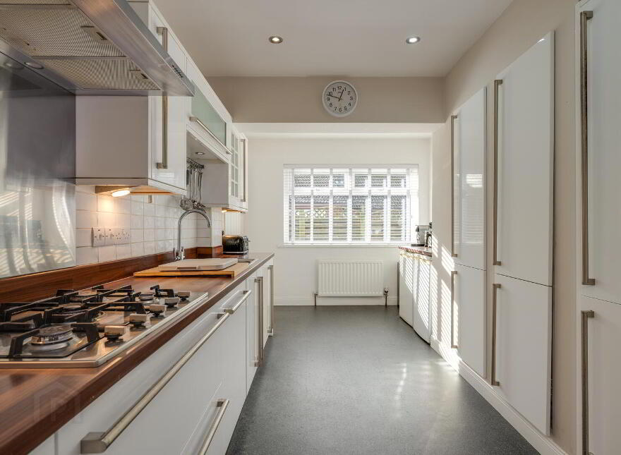 6 Croft Close, Holywood, BT18 0PG