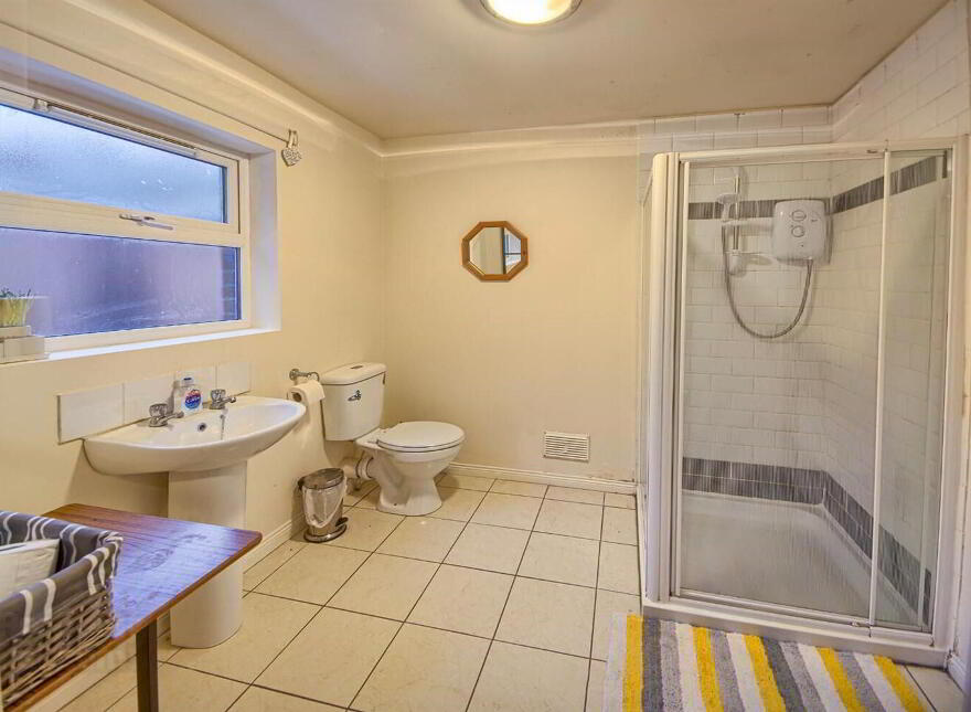 Room 2, 40 Nansen Street, Belfast, BT12 6AT