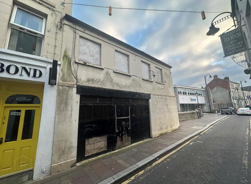 7-9 Bridge Street, Dromore, BT25 1AN
