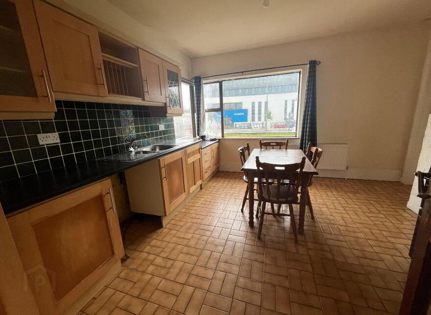 Lord Edward Street, Ballina, F26P9CA