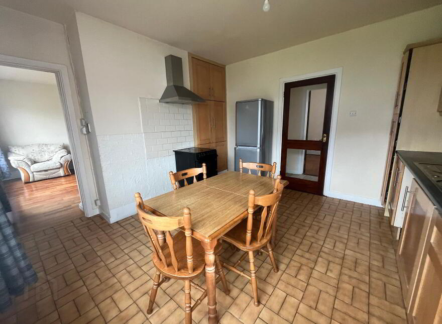 Lord Edward Street, Ballina, F26P9CA