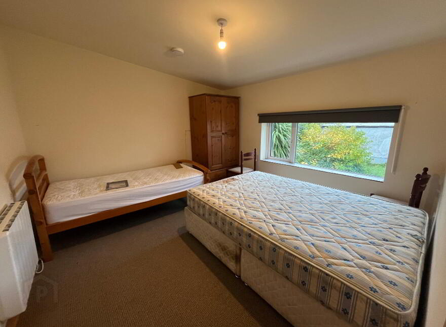 Lord Edward Street, Ballina, F26P9CA