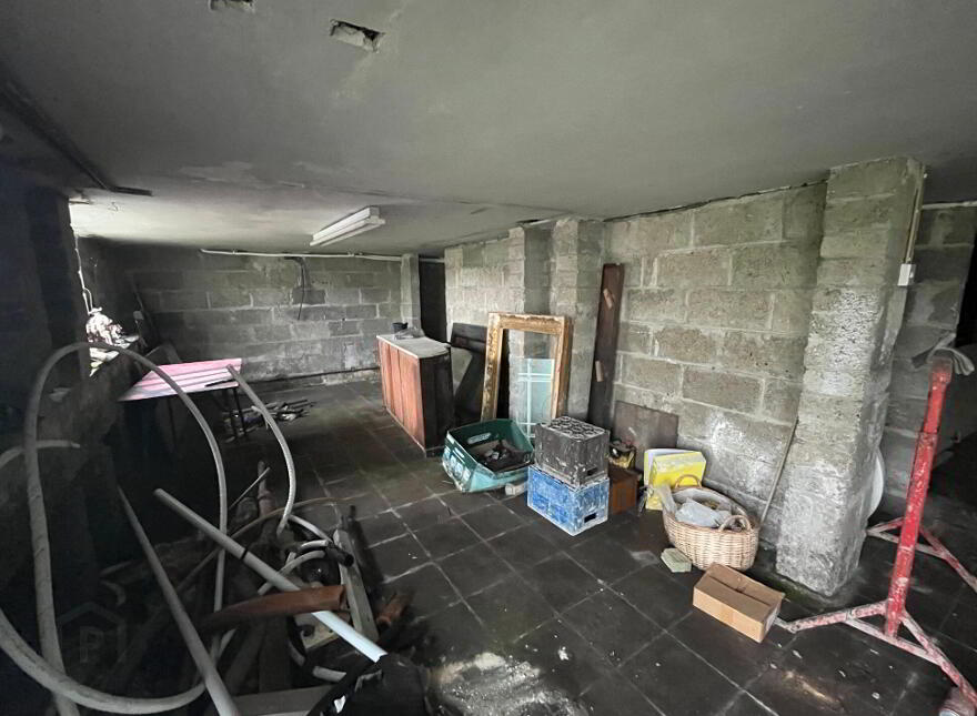 Lord Edward Street, Ballina, F26P9CA