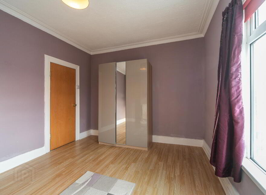 75 Ulsterville Gardens, Lisburn Road, Belfast, BT9 7BB