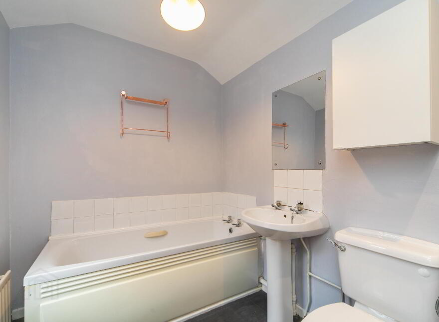 75 Ulsterville Gardens, Lisburn Road, Belfast, BT9 7BB