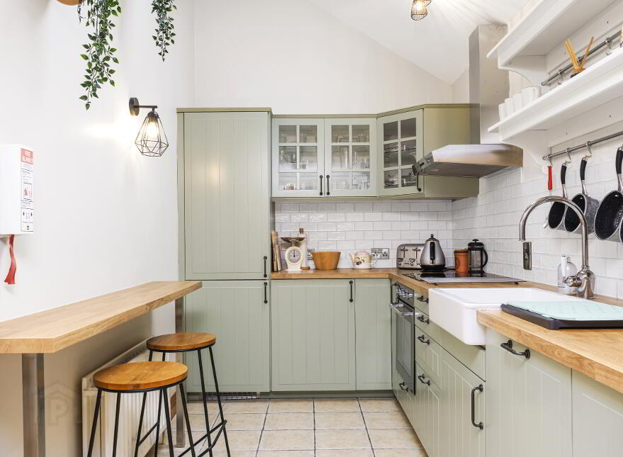 Rosneath Cottage, 24 Portbradden Road, Bushmills, BT57 8TA