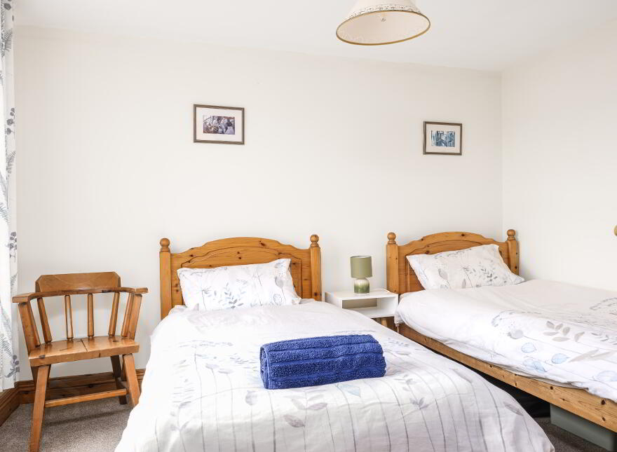 Rosneath Cottage, 24 Portbradden Road, Bushmills, BT57 8TA