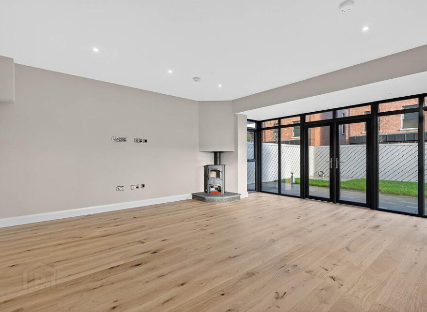 2 Ormiston Park, Belfast, BT4 3JT