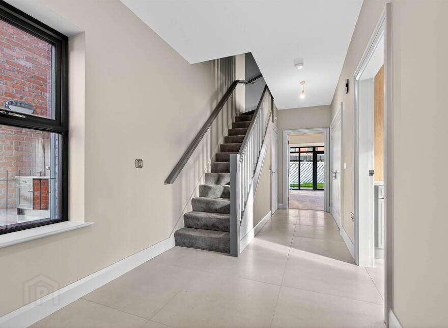 2 Ormiston Park, Belfast, BT4 3JT