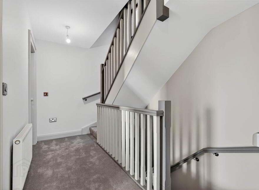 2 Ormiston Park, Belfast, BT4 3JT