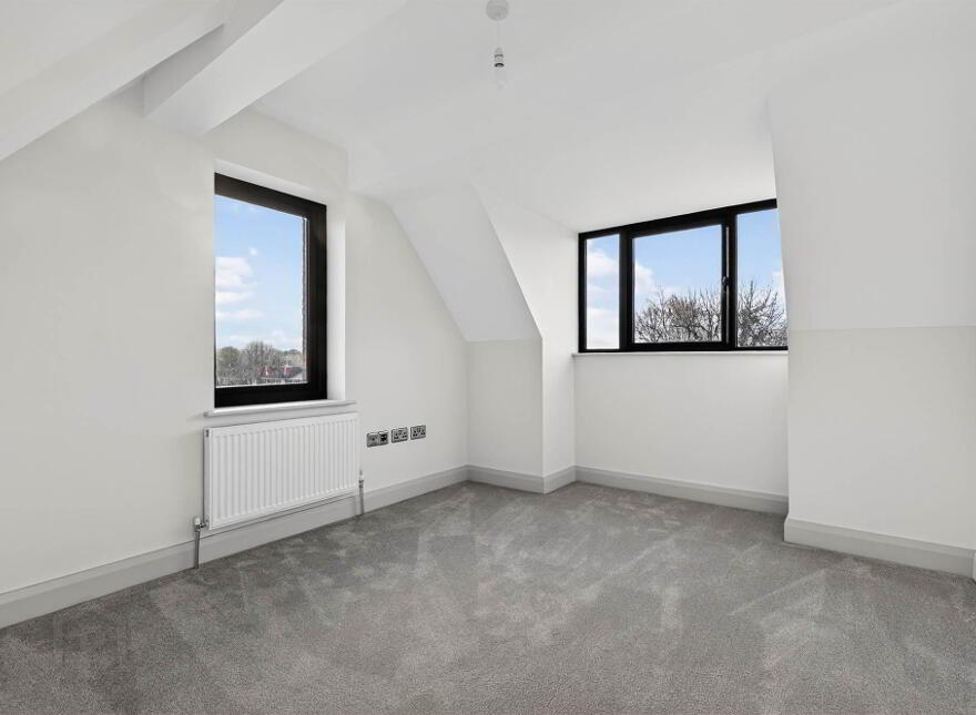2 Ormiston Park, Belfast, BT4 3JT