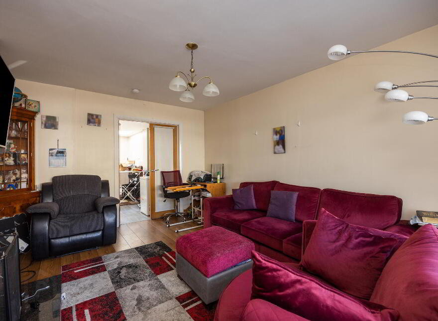 92 Hornbeam Road, Dunmurry, Belfast, BT17 9DN