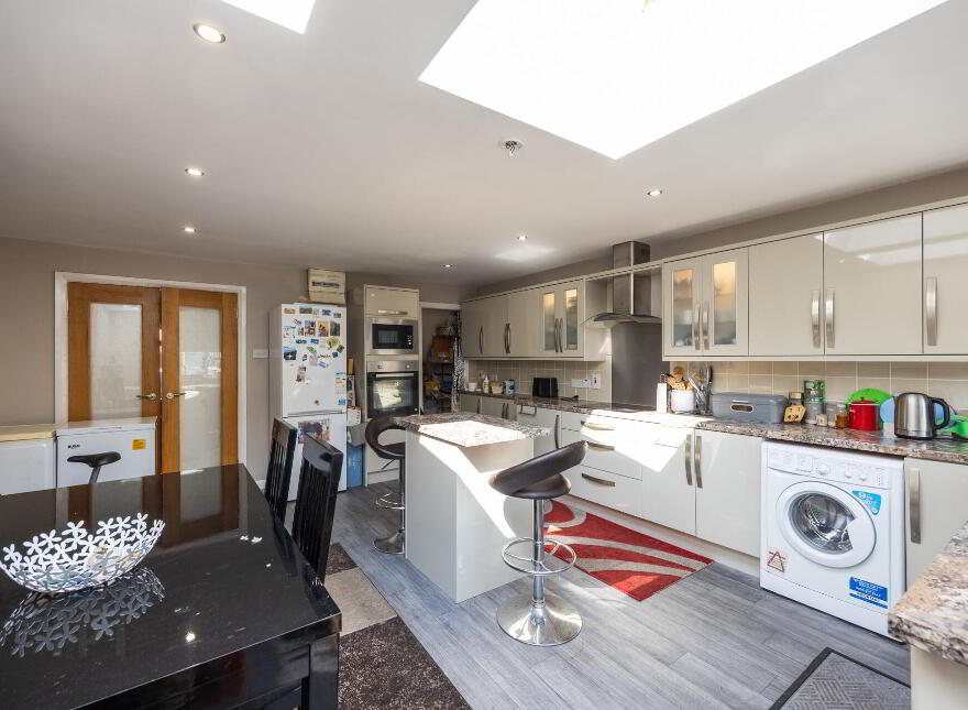 92 Hornbeam Road, Dunmurry, Belfast, BT17 9DN