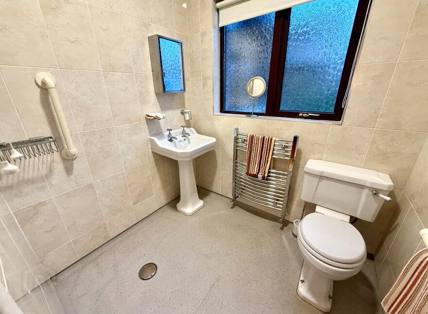 58 Danesfort Crescent, Derry, BT48 8DQ