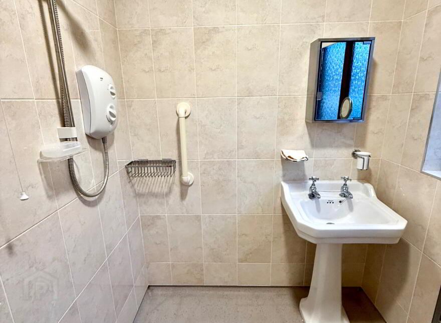 58 Danesfort Crescent, Derry, BT48 8DQ