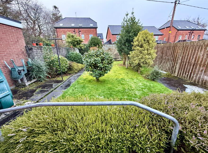 58 Danesfort Crescent, Derry, BT48 8DQ