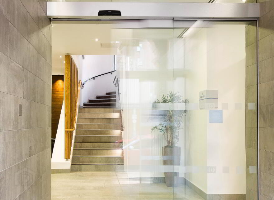 3rd Floor, 40 Linenhall Street, Belfast, BT2 8BA