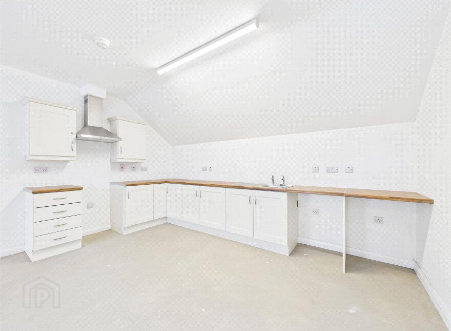 Kings Lane, Warrenpoint, Newry, BT34 3HN