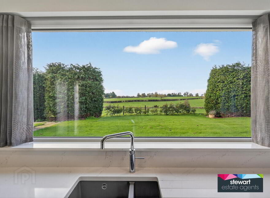 48 Springhill Road, Lurgan, Magheralin, BT66 7JL