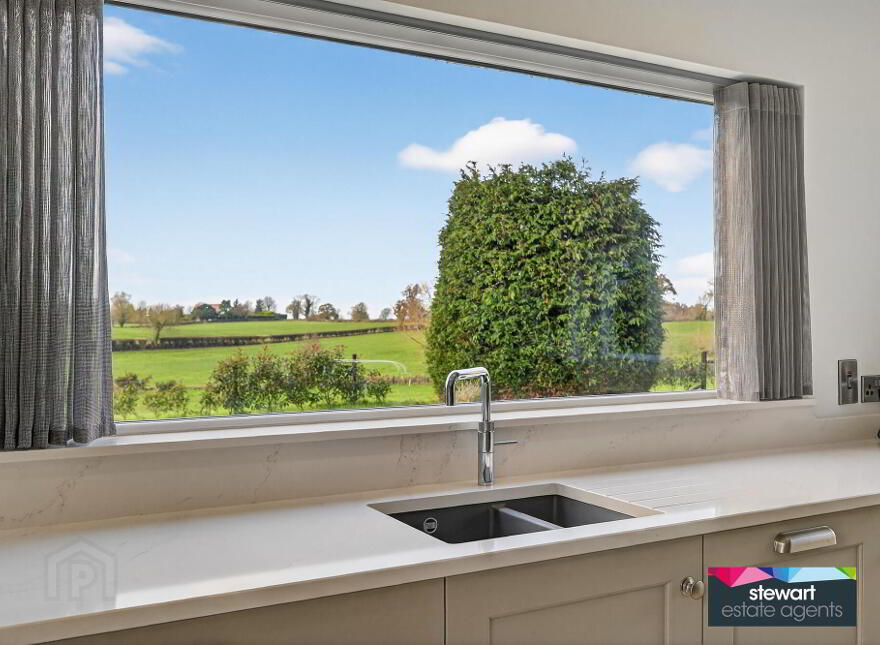 48 Springhill Road, Lurgan, Magheralin, BT66 7JL