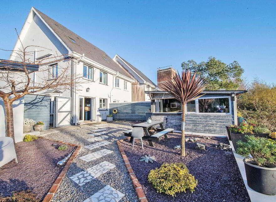 1 Glenside, Cappoquin, P51Y7H2