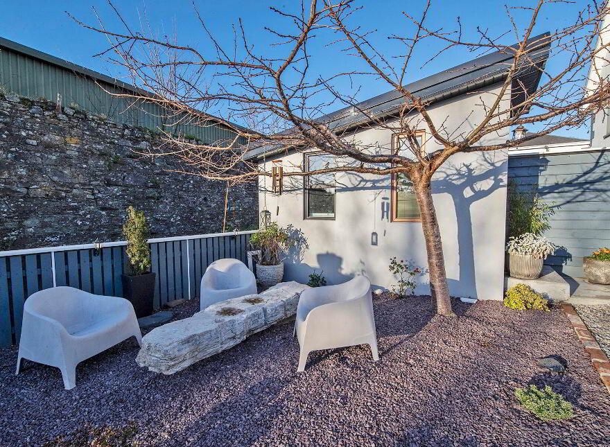 1 Glenside, Cappoquin, P51Y7H2
