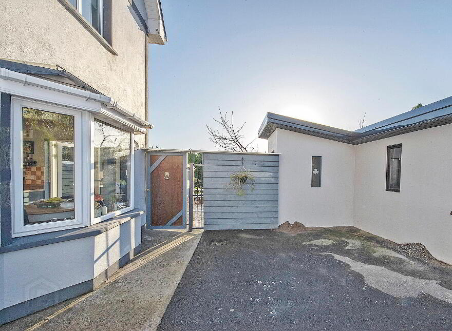 1 Glenside, Cappoquin, P51Y7H2