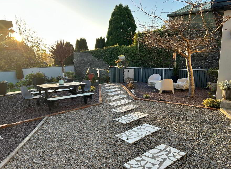 1 Glenside, Cappoquin, P51Y7H2