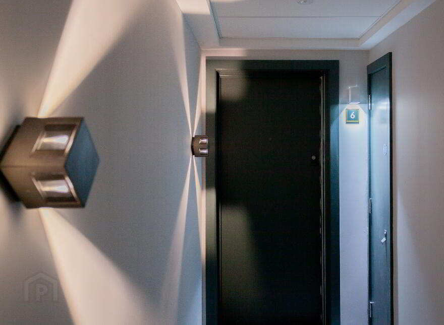 6 FX Building, 14 Montgomery Street, Belfast, BT1 4NX