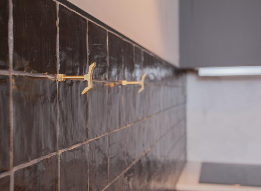 6 FX Building, 14 Montgomery Street, Belfast, BT1 4NX