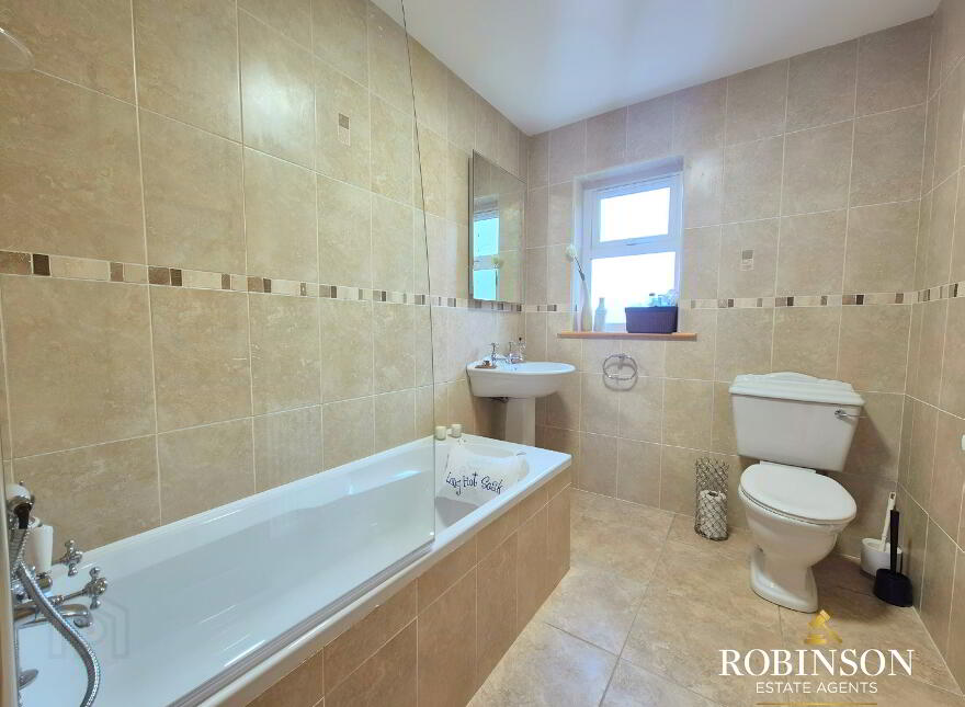 4 Bedroom House, Castledoe, Creeslough, F92YR40