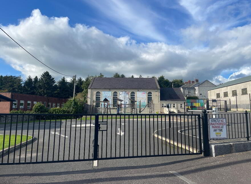 44-50 Main Street, Ballynahinch, BT24 8AW