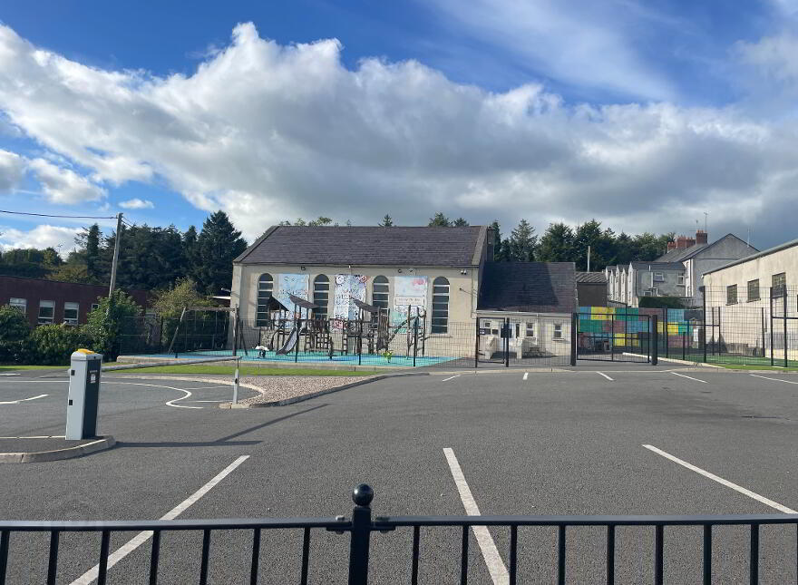 44-50 Main Street, Ballynahinch, BT24 8AW