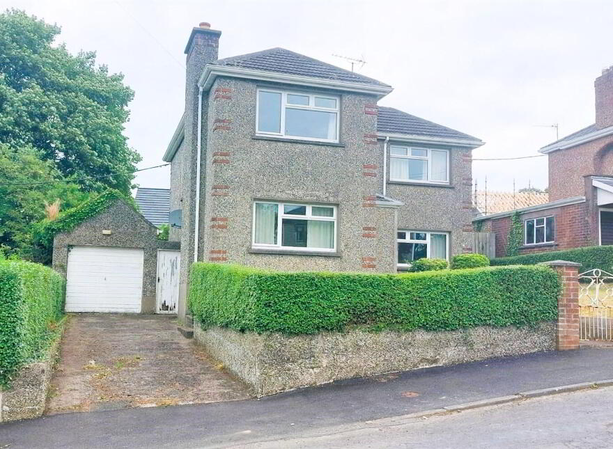 8 Woodvale Avenue, Hospital Road, Omagh, BT79 0AU