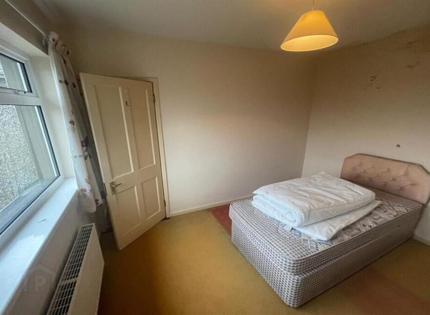 8 Woodvale Avenue, Hospital Road, Omagh, BT79 0AU