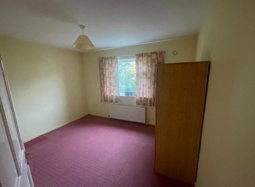 8 Woodvale Avenue, Hospital Road, Omagh, BT79 0AU