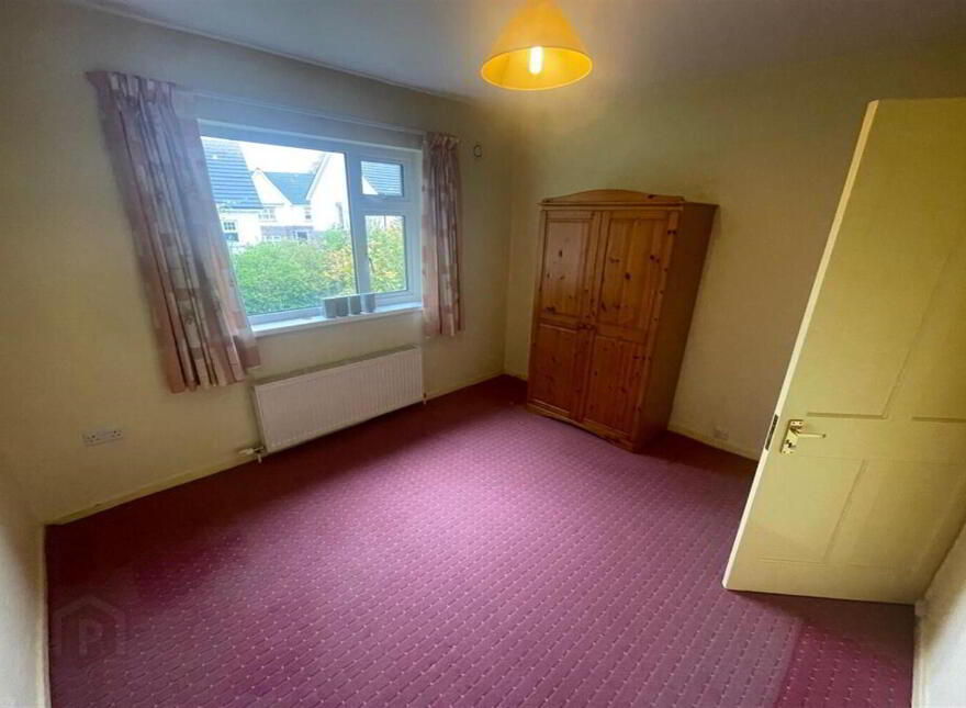 8 Woodvale Avenue, Hospital Road, Omagh, BT79 0AU