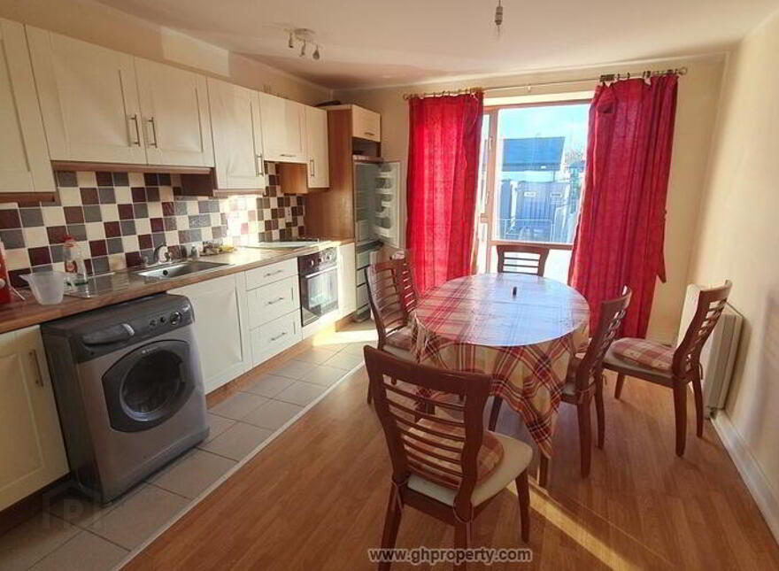 No, 12 Summer Haven, Summerhill, Carrick On Shannon, N41C821