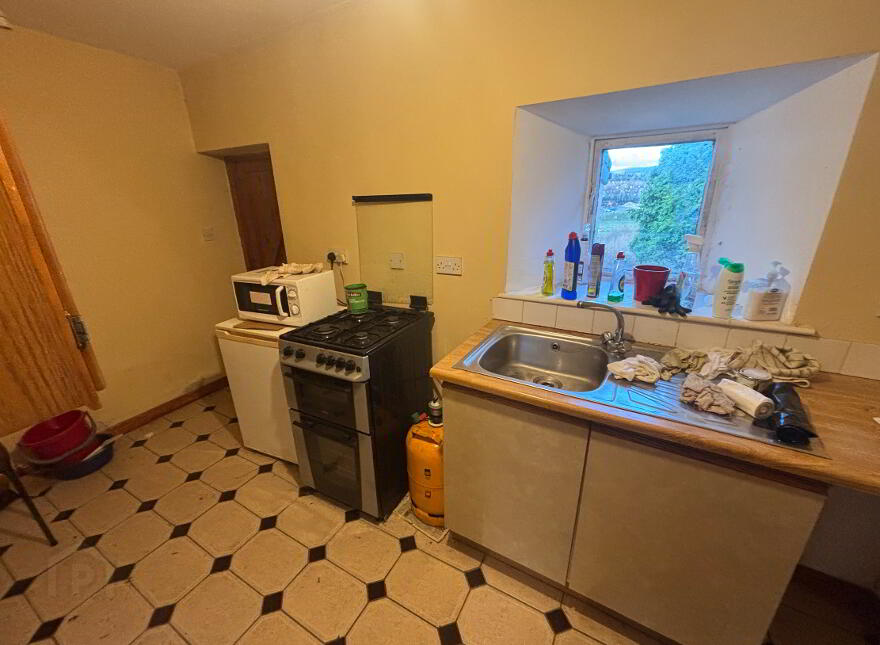 Upper Main Street;, Donegal Town, F94K8H1