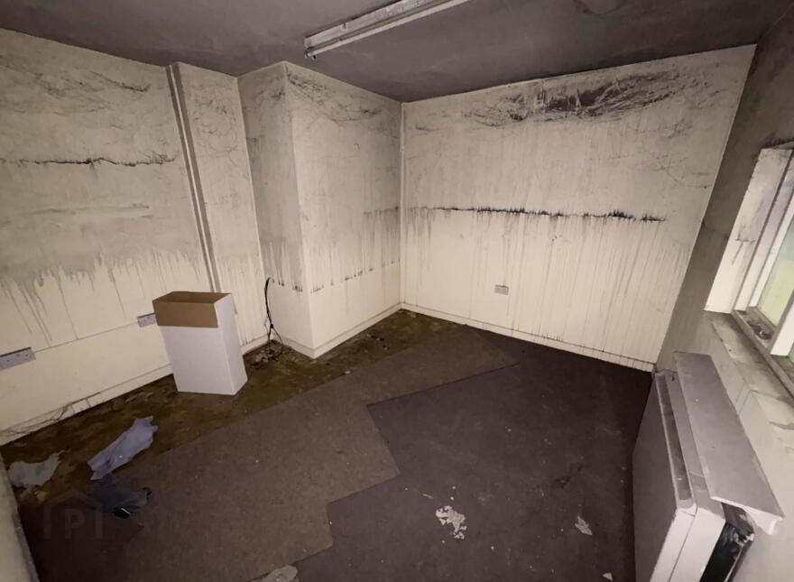 Unit 12, Galvone Industrial Estate, V94132V