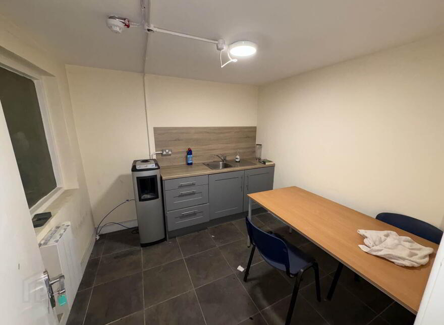 Unit 12, Galvone Industrial Estate, V94132V