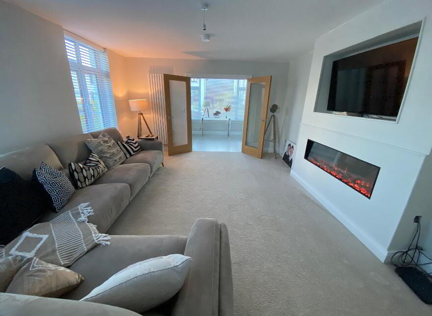 40 Tollymore Brae, Newcastle, BT33 0GT