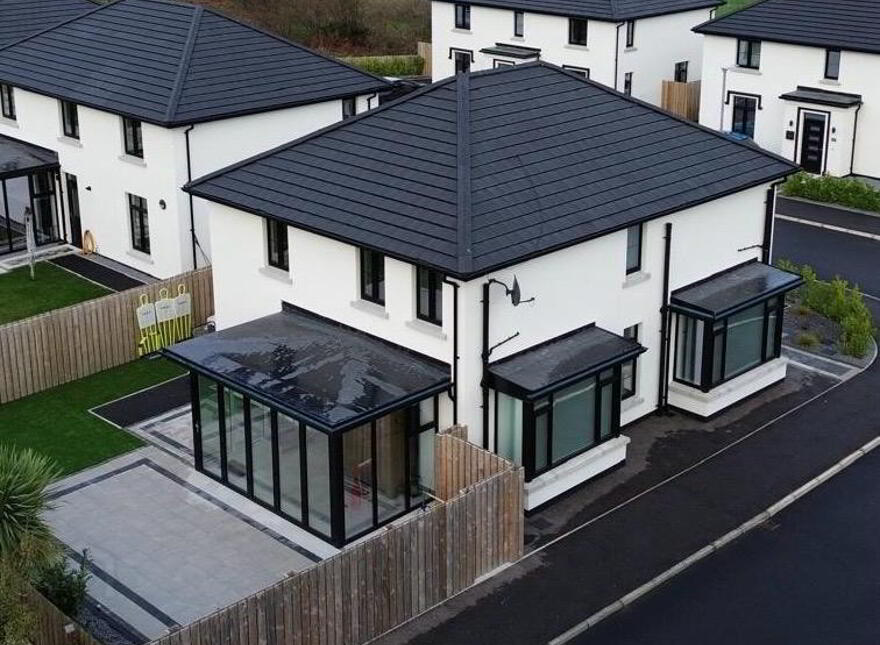 40 Tollymore Brae, Newcastle, BT33 0GT