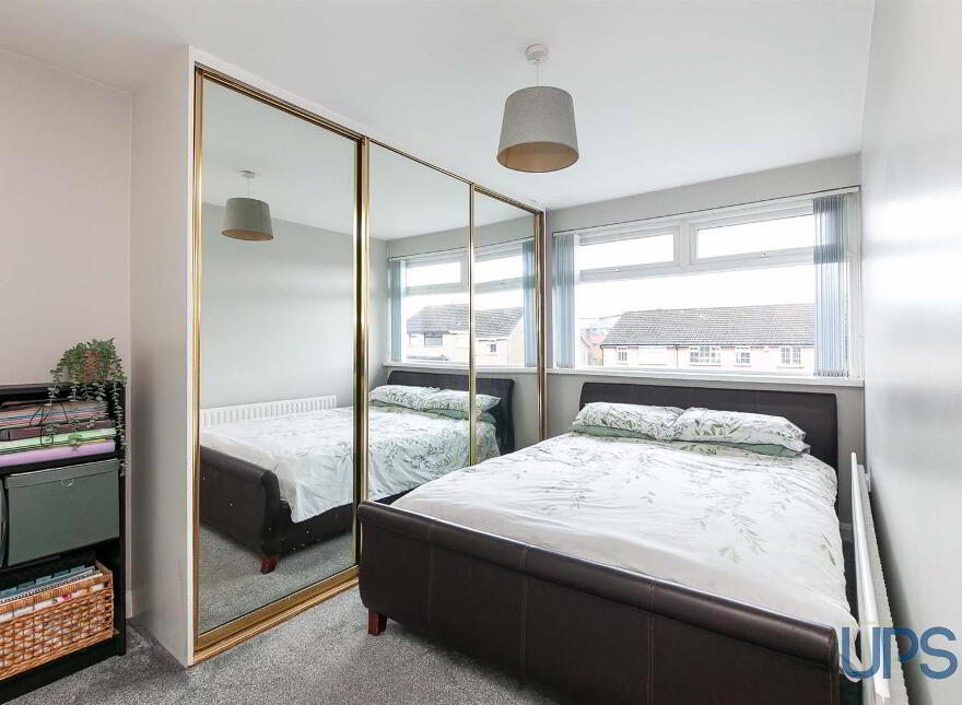 32 Coolnasilla Park West, Belfast, BT11 8JT