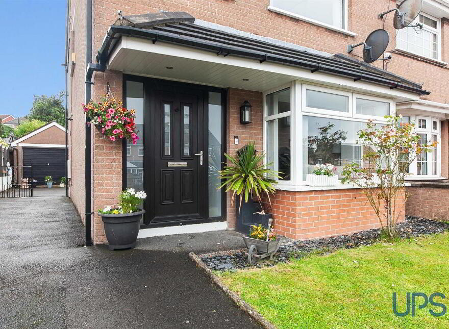 32 Coolnasilla Park West, Belfast, BT11 8JT
